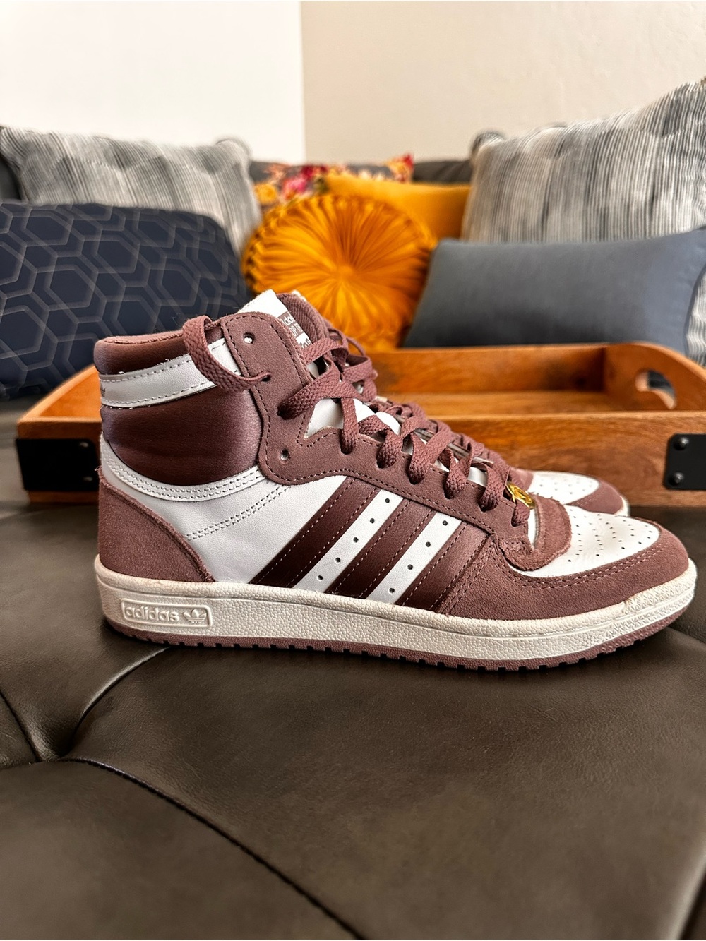 adidas Top Ten High-top Women’s Sneakers in Mauve and White sz 8.5